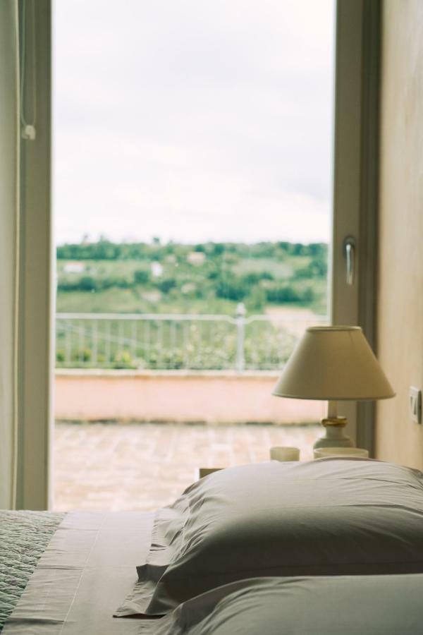 Nontiscordardime B&B Villa Agriturismo チヴィタノーヴァ・マルケ エクステリア 写真