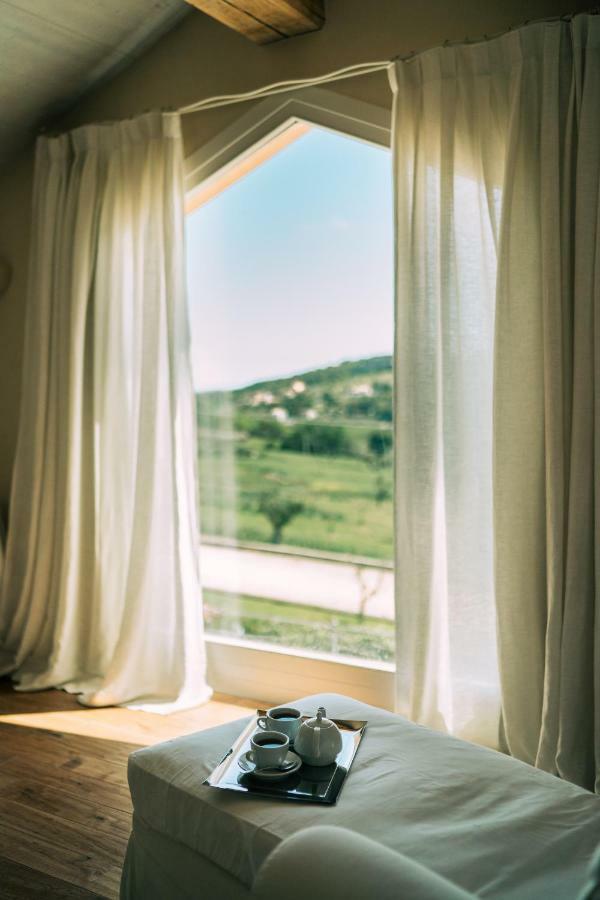 Nontiscordardime B&B Villa Agriturismo チヴィタノーヴァ・マルケ エクステリア 写真