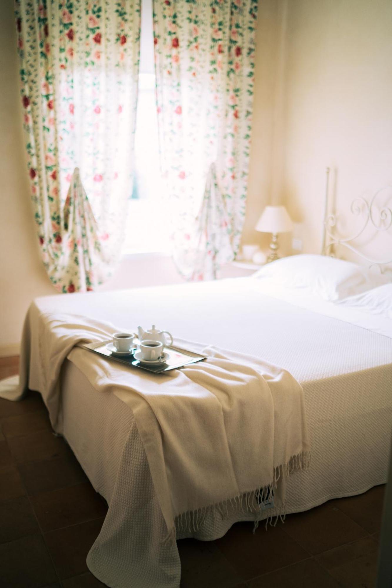 Nontiscordardime B&B Villa Agriturismo チヴィタノーヴァ・マルケ エクステリア 写真