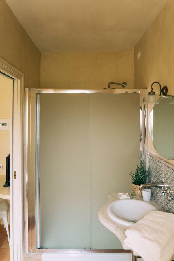 Nontiscordardime B&B Villa Agriturismo チヴィタノーヴァ・マルケ エクステリア 写真