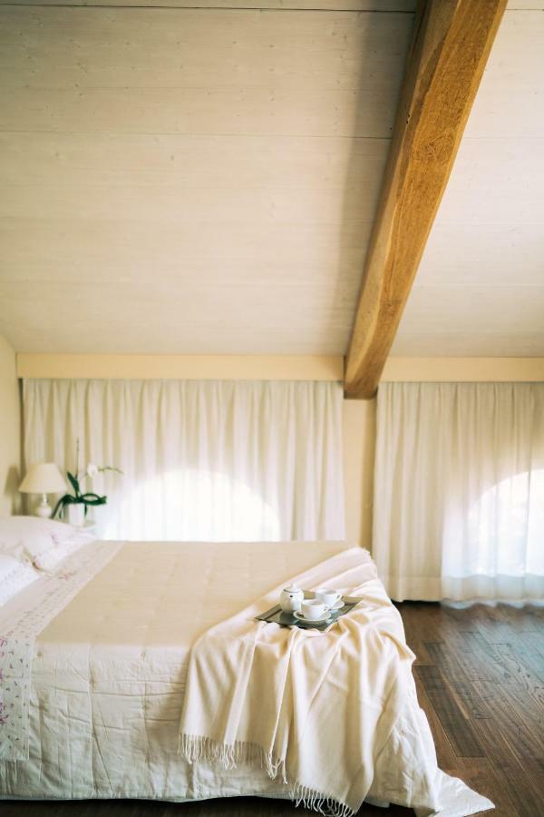 Nontiscordardime B&B Villa Agriturismo チヴィタノーヴァ・マルケ エクステリア 写真